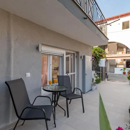 Avli Home Néos Marmarás Exterior foto
