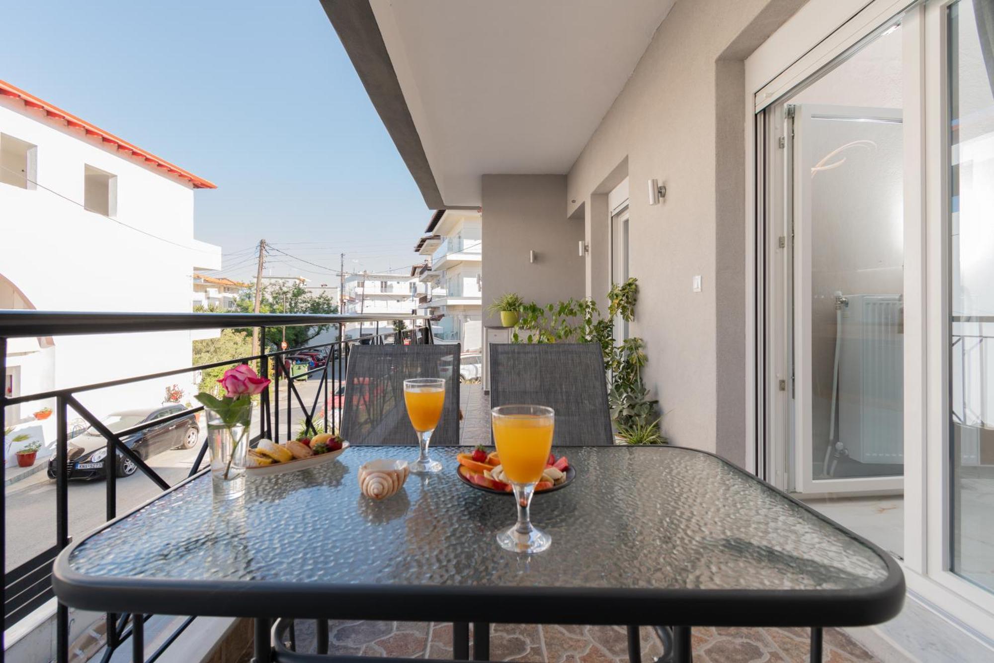 Avli Apartment