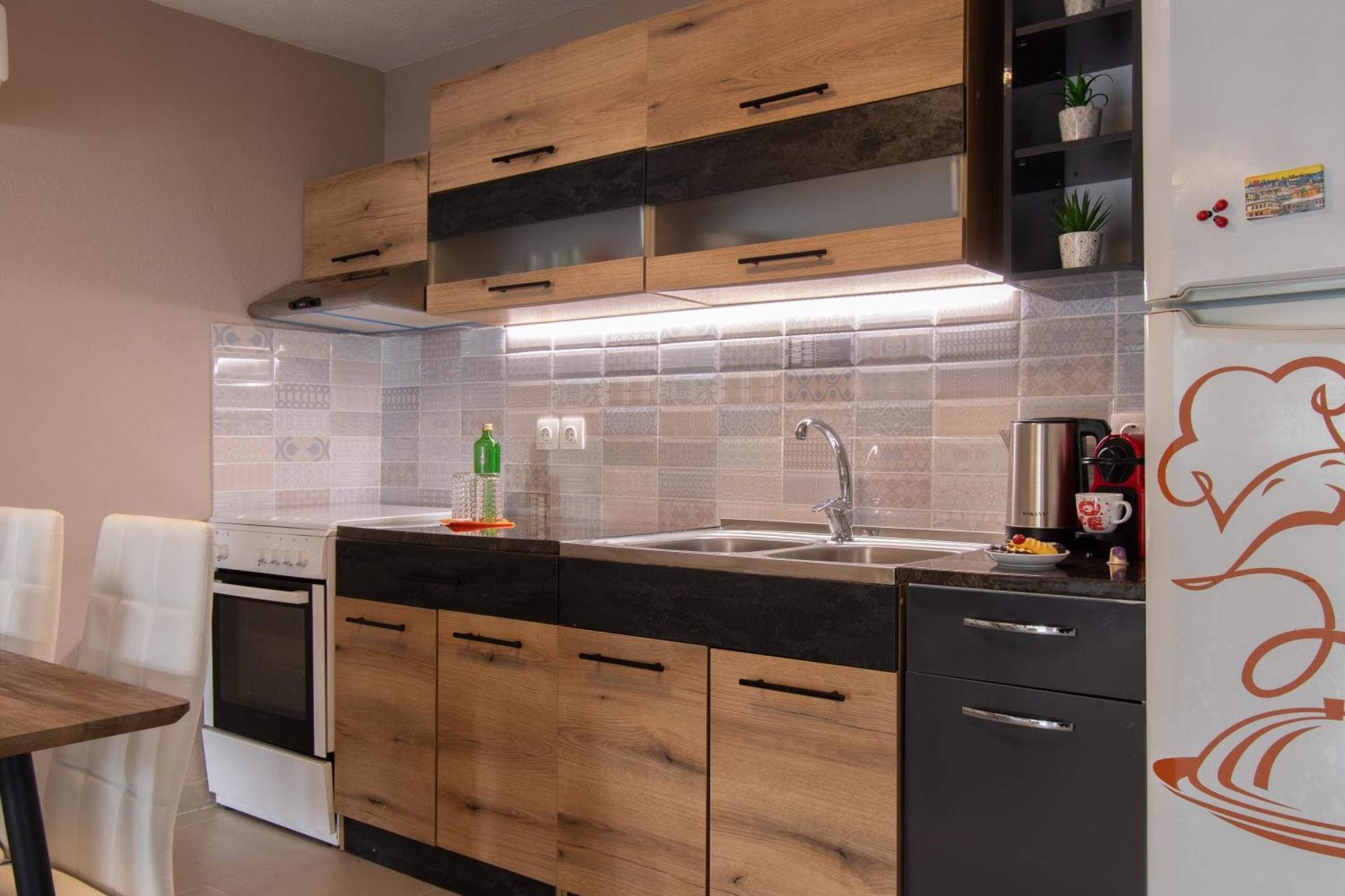 Avli Apartment